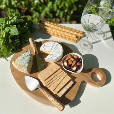 Attic platter with handle Attic platter with handle